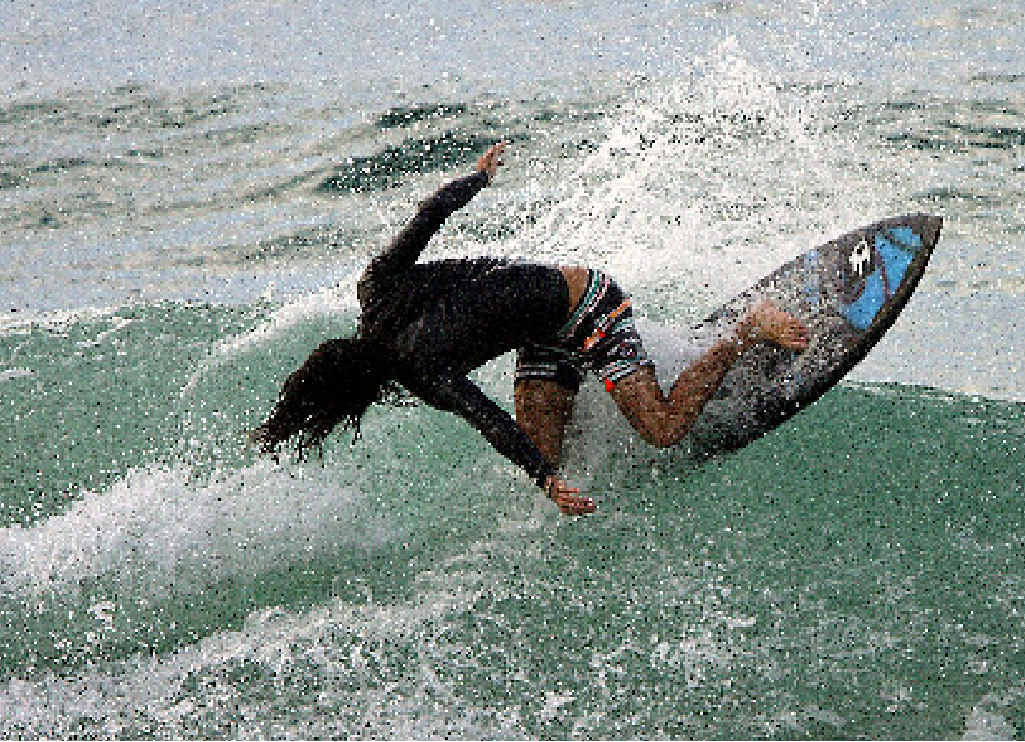ABOVE: Josh indulging a little body torque in the shorey. ABOVE: Josh indulging a little body torque in the shorey.